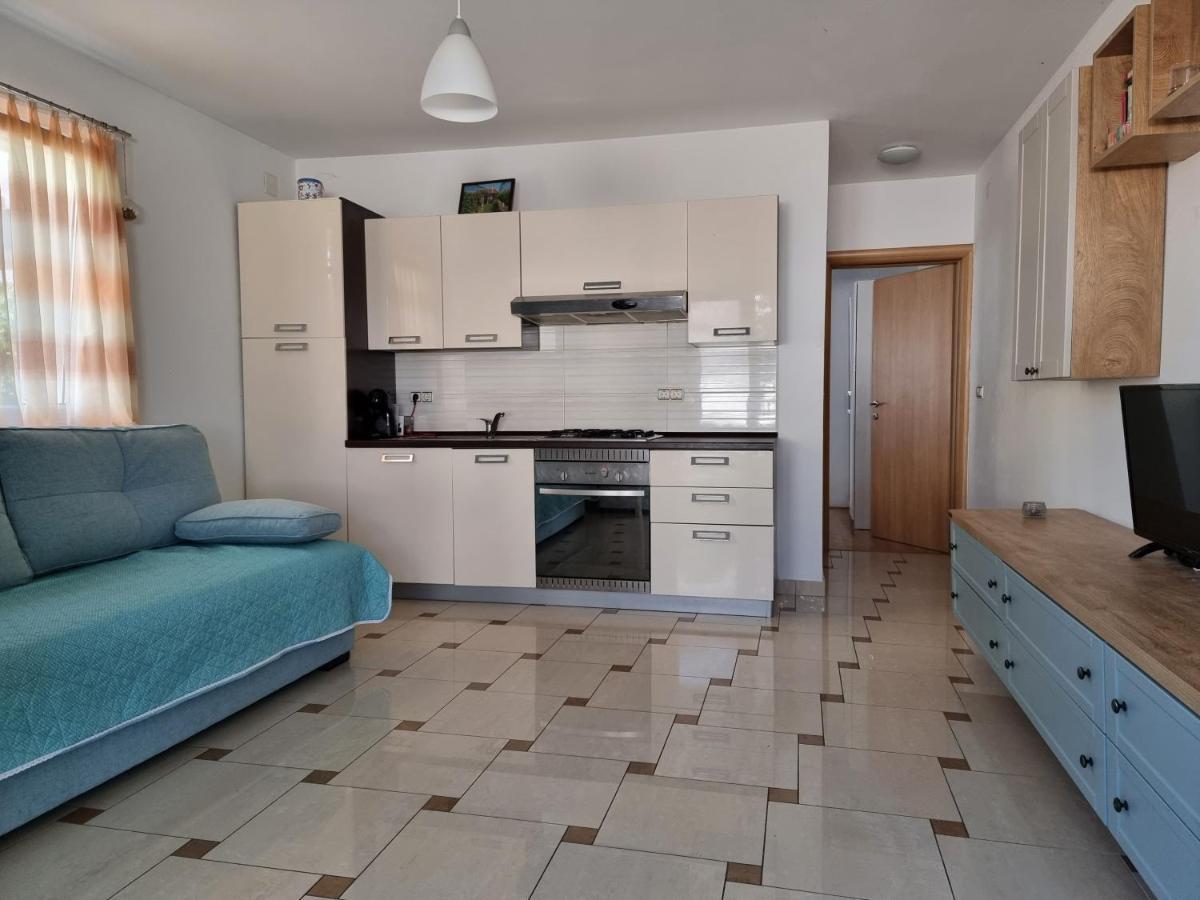 The Golden Grotto Apartments Novalja Exterior foto