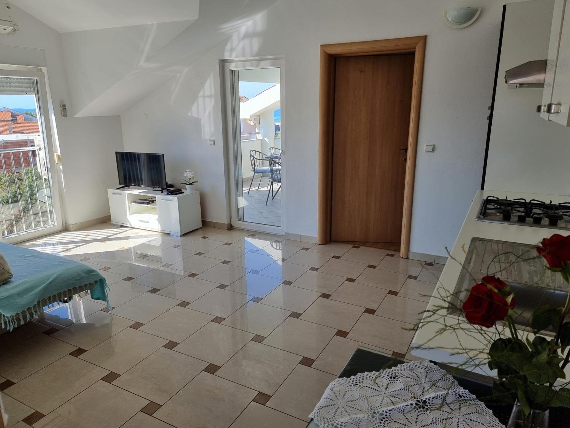 The Golden Grotto Apartments Novalja Quarto foto